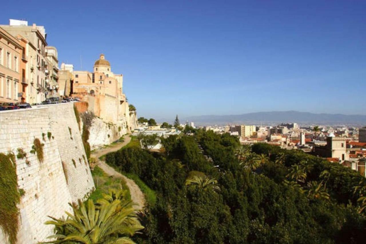 Kairos Disigiu - City Centre Cagliari Exterior photo